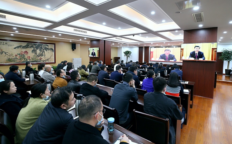 见证荣光时刻 赓续奋进新征程——市纪委市监委机关组织收听收看全国脱贫攻坚总结表彰大会