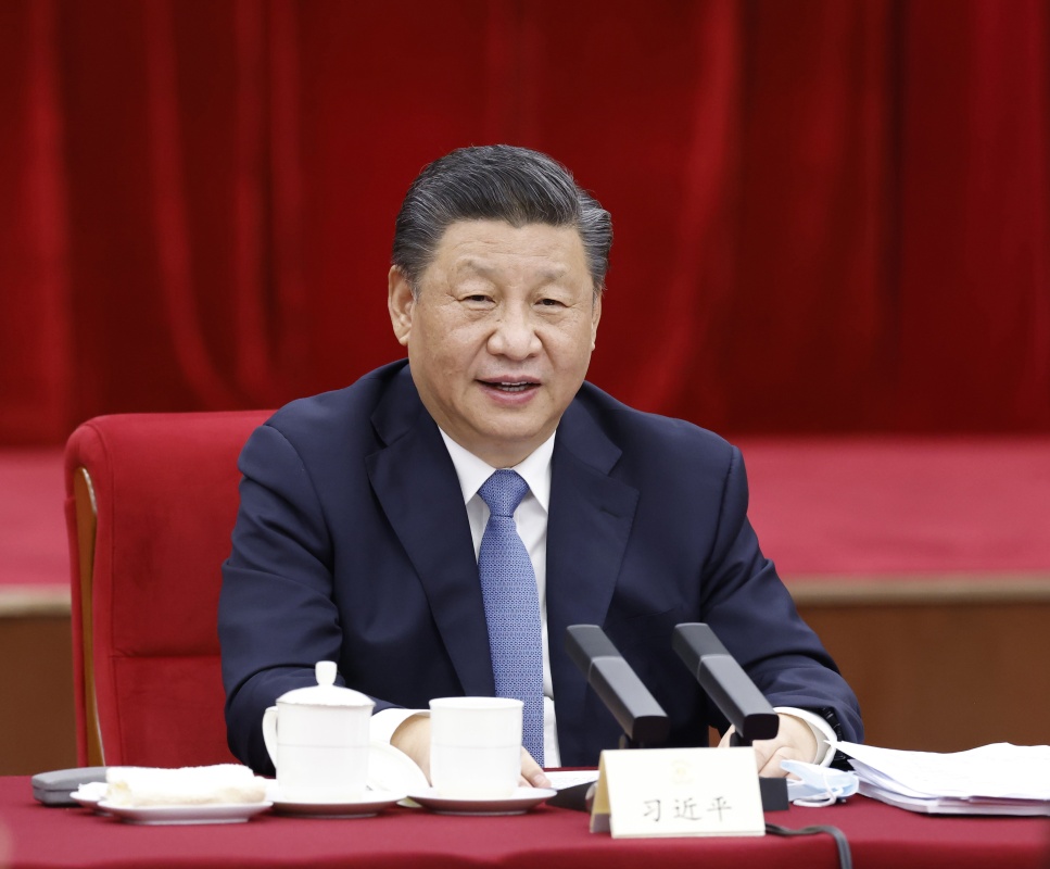 习近平看望参加政协会议的农业界社会福利和社会保障界委员