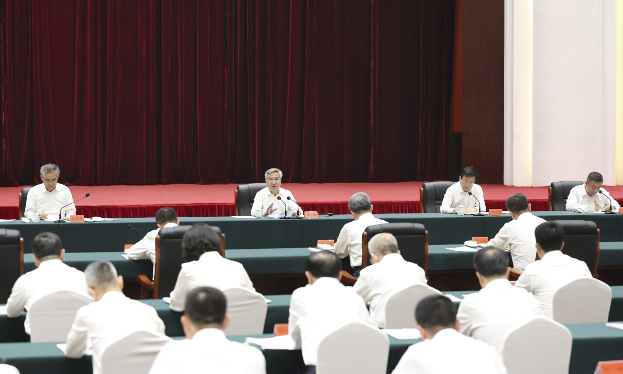 李希在山西调研时强调 善始善终抓好党纪学习教育 推动健全全面从严治党体系