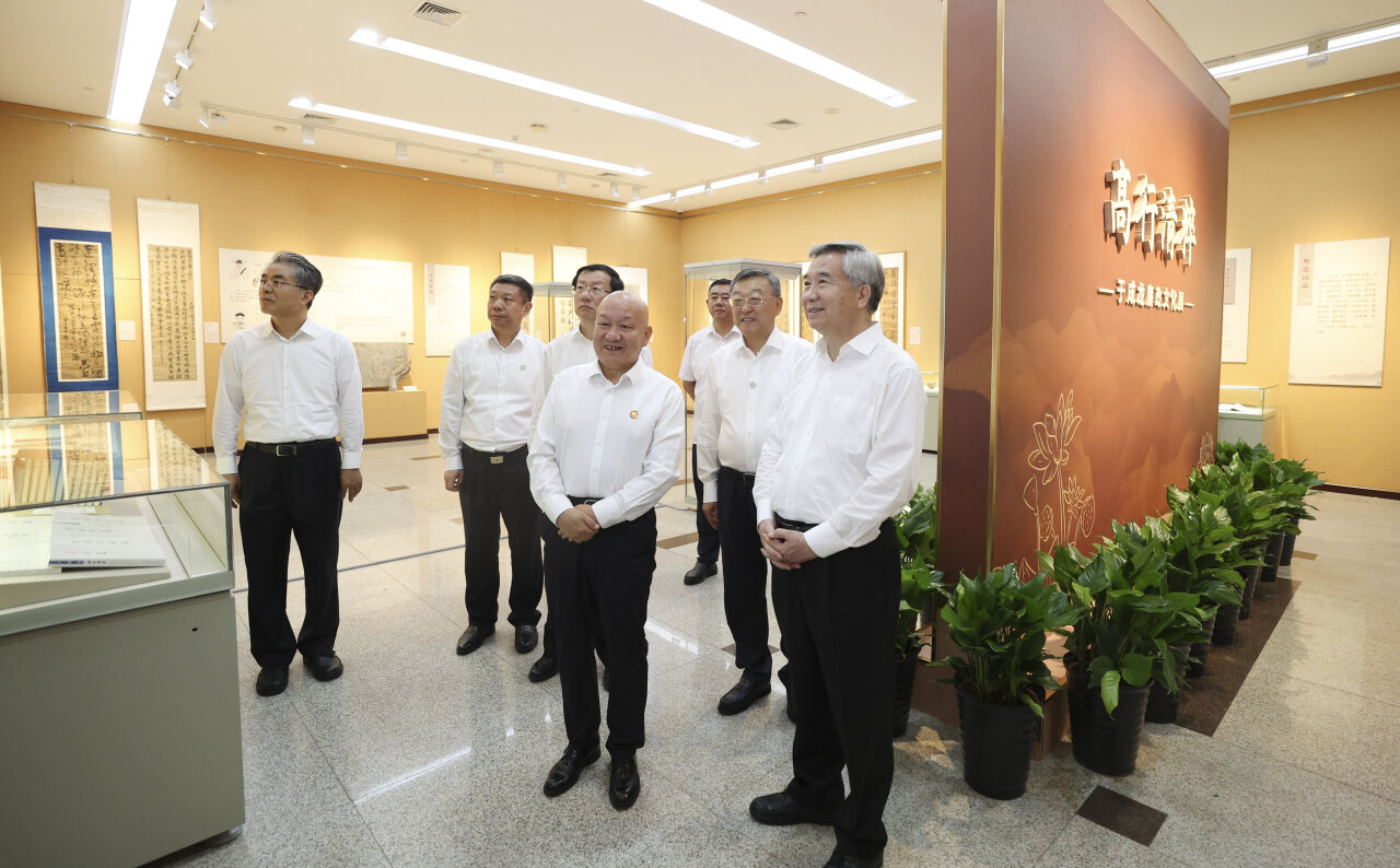 李希在山西调研时强调 善始善终抓好党纪学习教育 推动健全全面从严治党体系